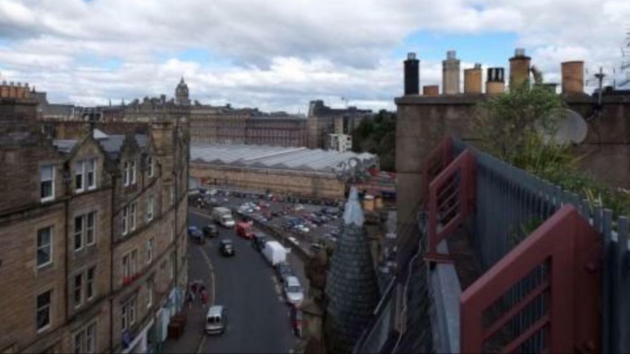 The Jeffrey Street Retreat Apartment Edinburgh Exterior photo